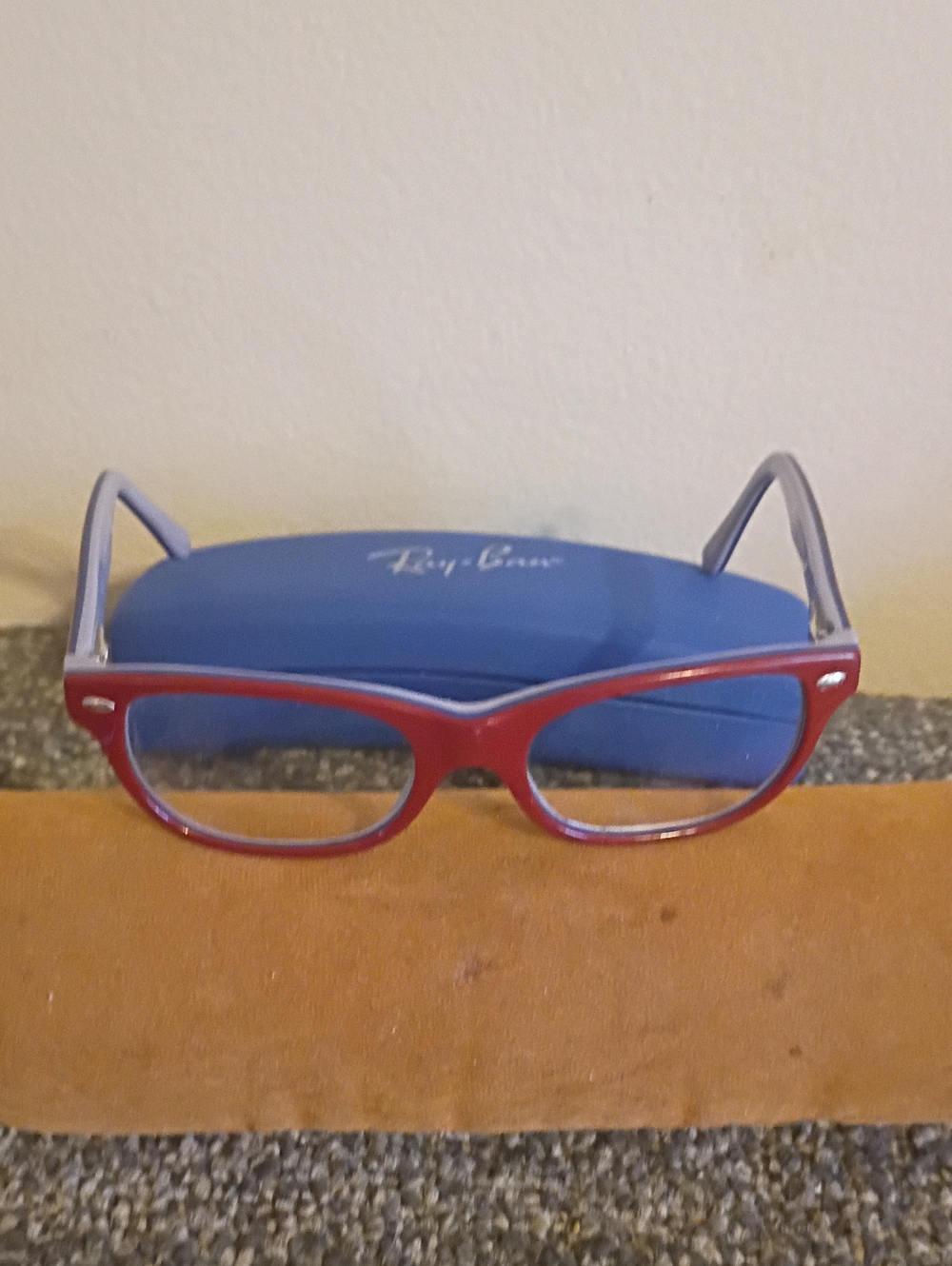 Red Cat-Eye Glasses with Blue Case